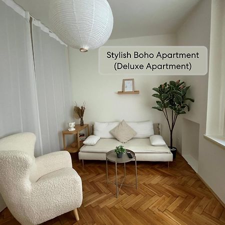Urban Retreat I Modern Boho Apartments In Lovely Letna District - 10 Minutes From Old Town Prag Exteriör bild
