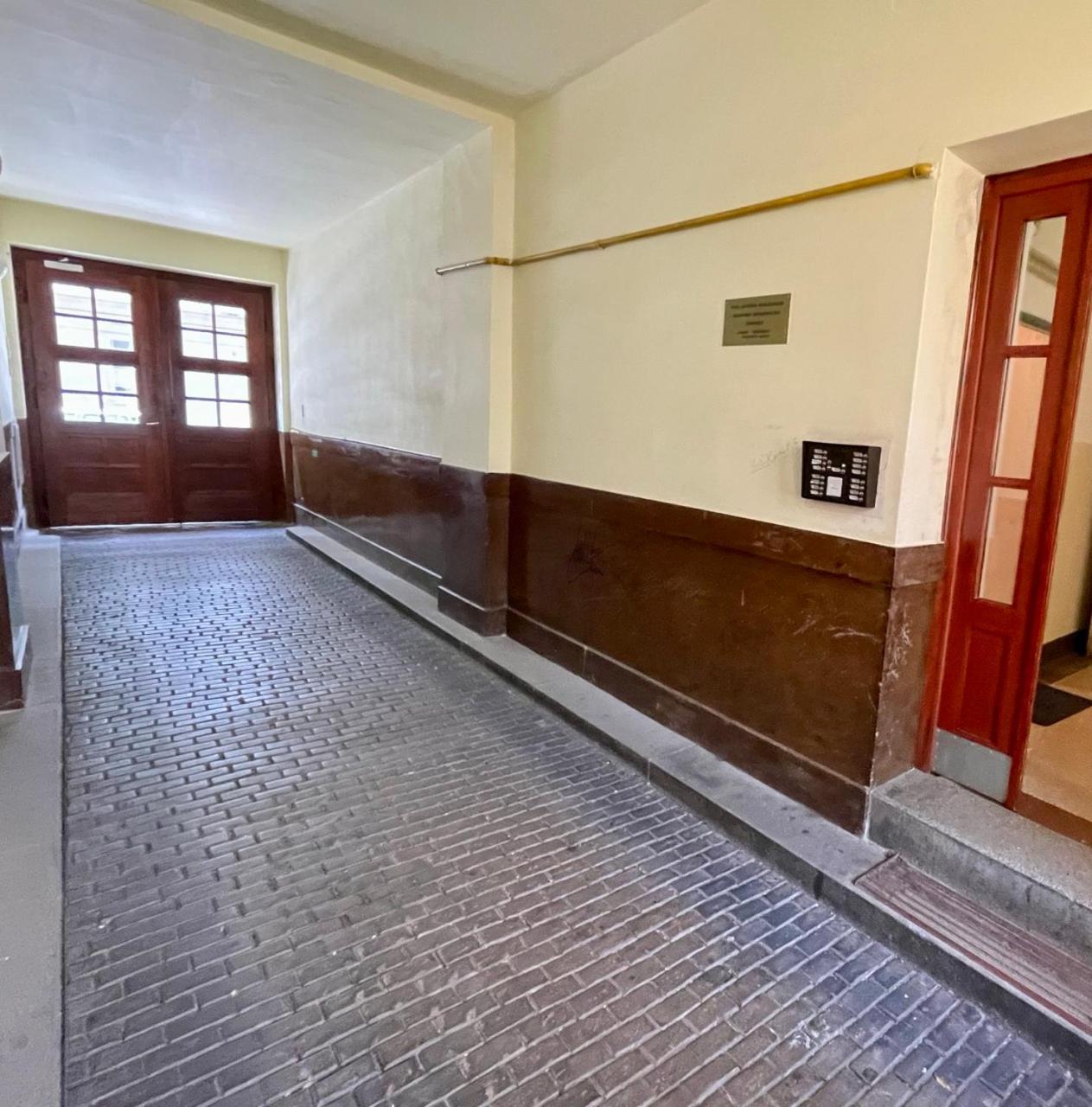 Urban Retreat I Modern Boho Apartments In Lovely Letna District - 10 Minutes From Old Town Prag Exteriör bild